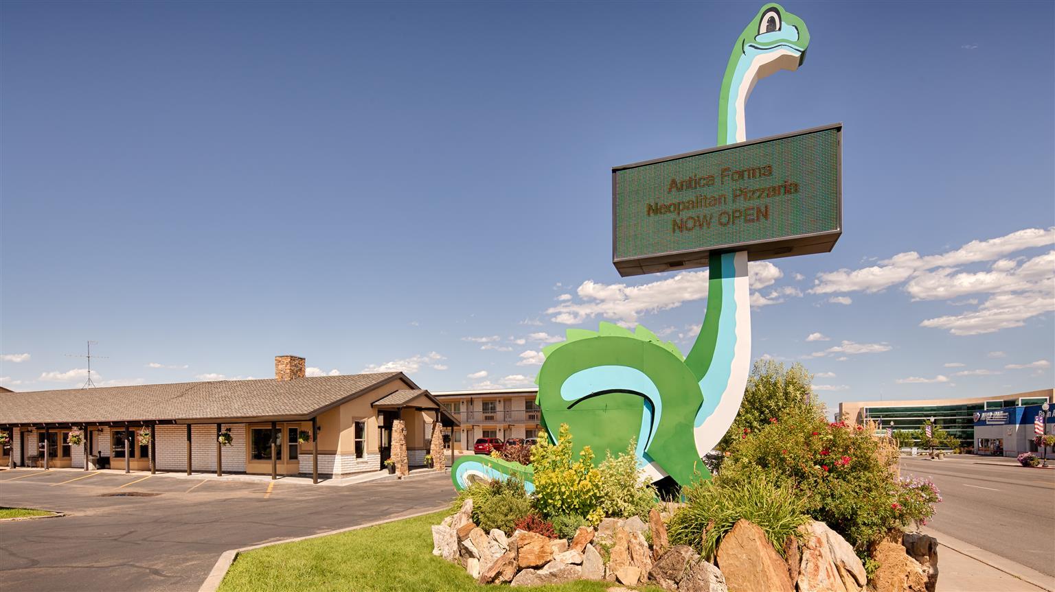 Dinosaur Inn & Suites Vernal Esterno foto