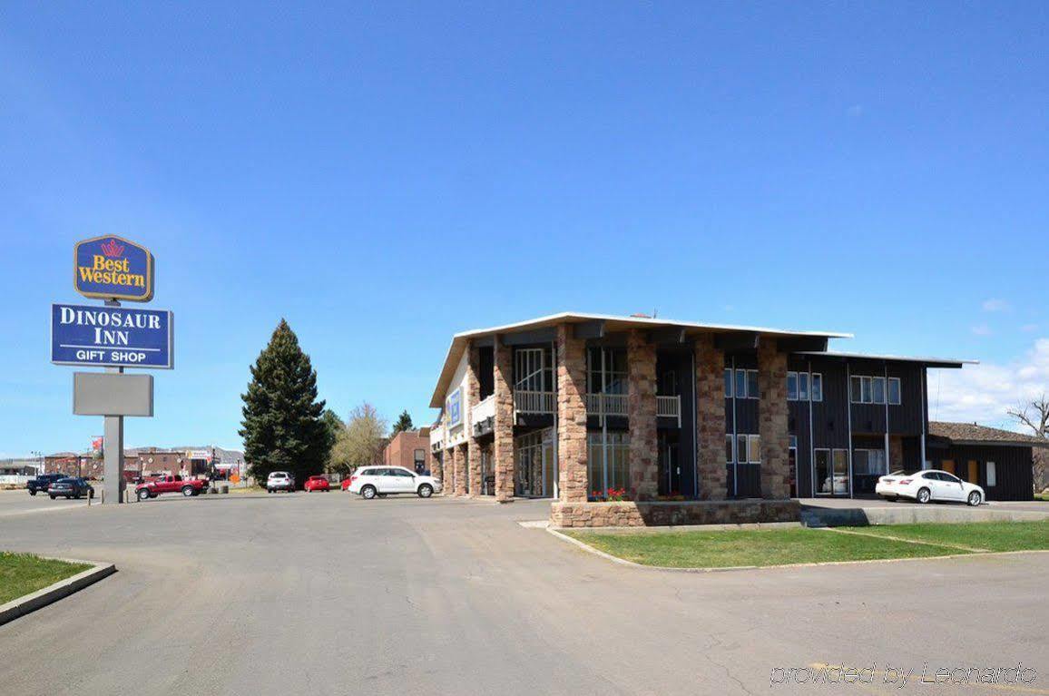 Dinosaur Inn & Suites Vernal Esterno foto